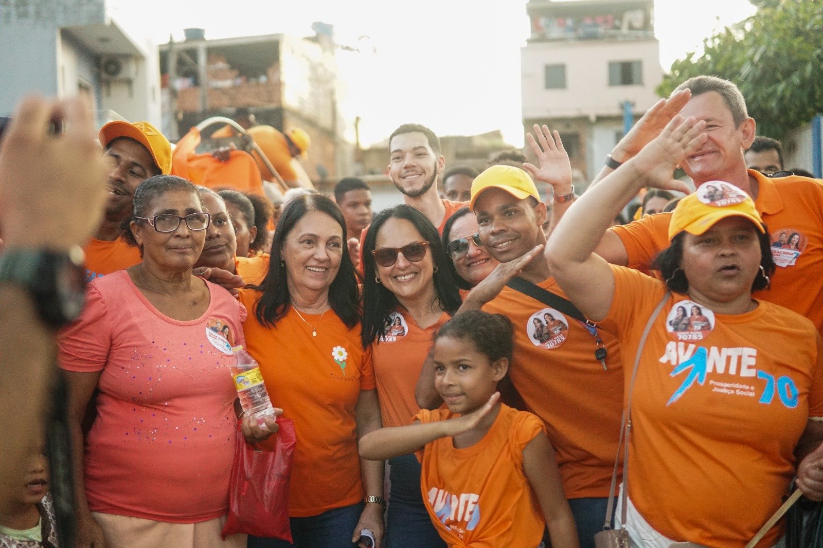 GRACINHA REALIZARÁ GRANDE COMÍCIO EM PIRAÚNA NO PRÓXIMO DOMINGO