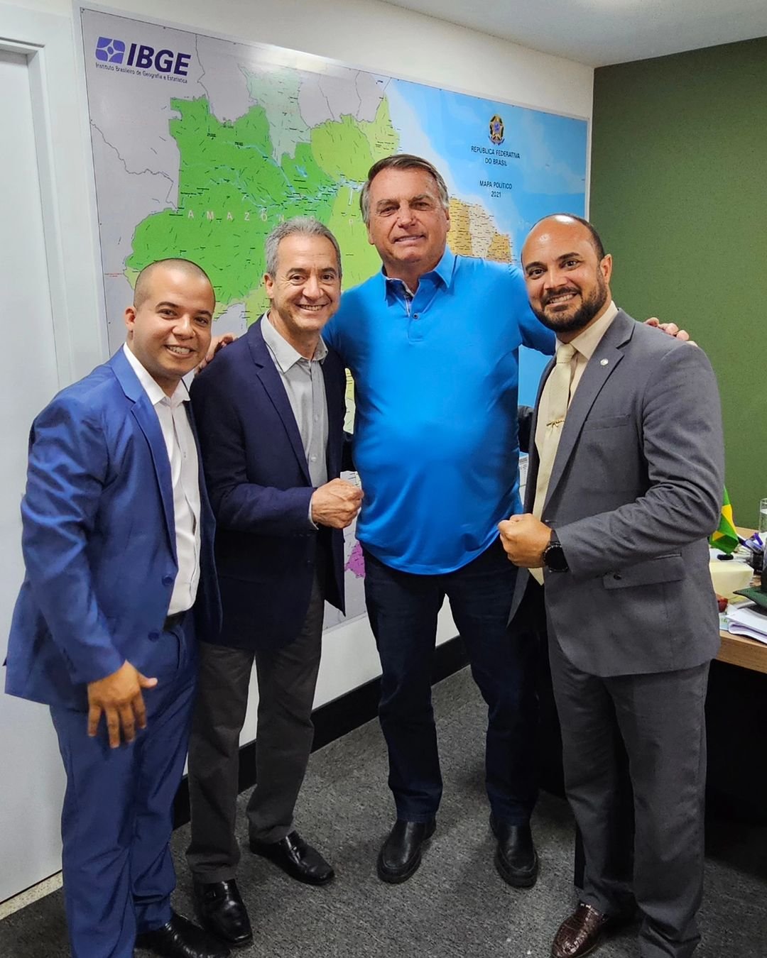 POSSÍVEL VISITA DE BOLSONARO INCENTIVA CORONEL RESENDE (PL) A CONTINUAR NA DISPUTA CONTRA O PT EM ILHÉUS